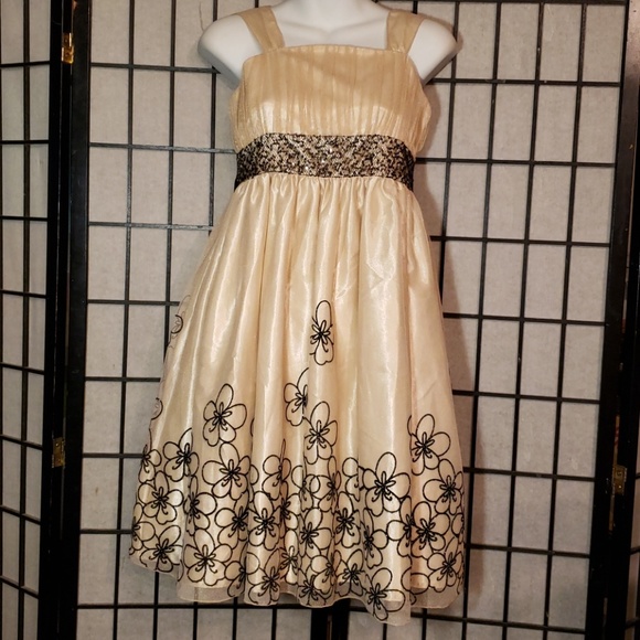 Love By Design Other - Girl's Size 14 Dressy Party Dress. Champagne Gold